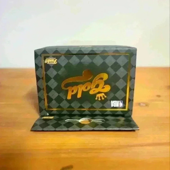 Funko gold NBA Russell Westbrook LA Lakers - Picture 4 of 6